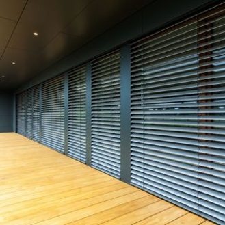 Brise-soleil orientables
